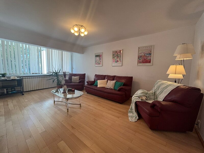 Clucerului, Arcul de Triumf, 3 camere foarte vesele, proaspat renovate.